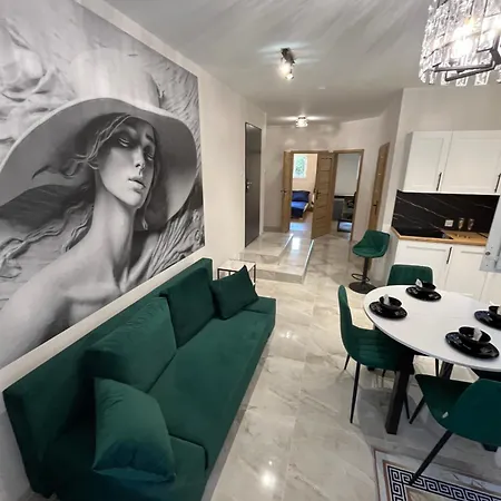 Premium Centrum Kalisza Apartman Kaliszki